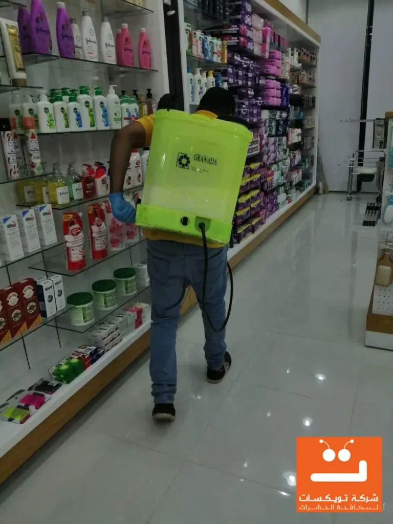 رش حشرات